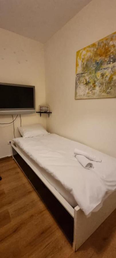 Live At Tlv Apartment Tel Aviv Exterior photo