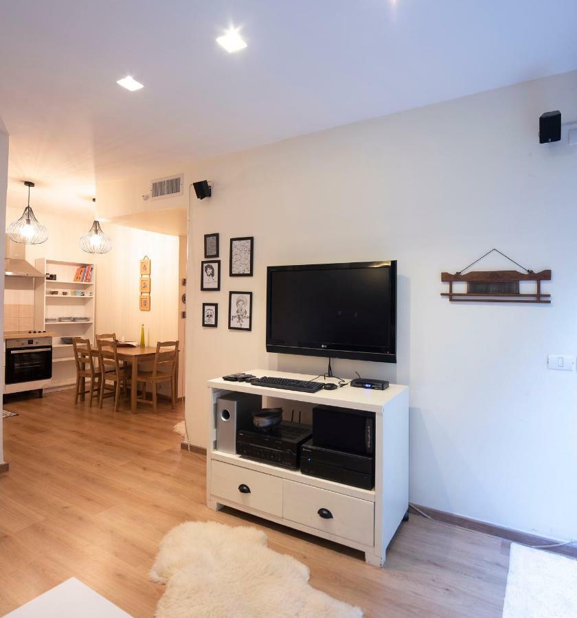 Live At Tlv Apartment Tel Aviv Exterior photo